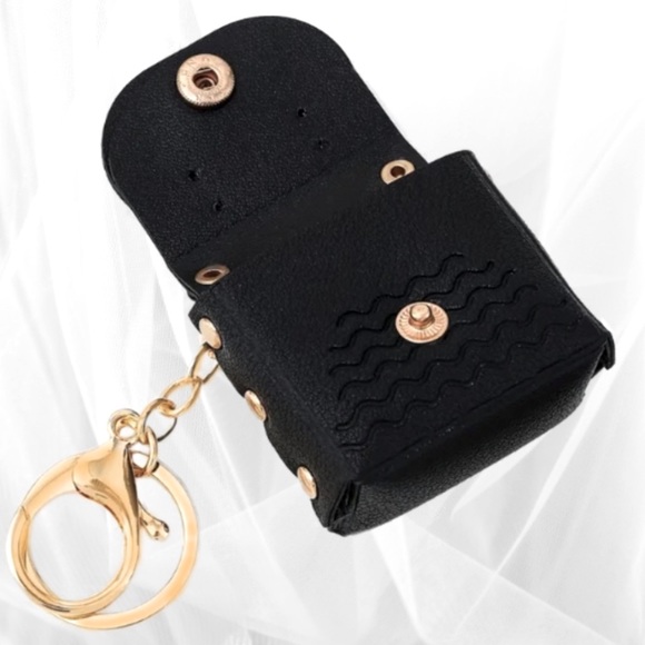 Kitty Bag Charm/Airpod Holder - Picture 3 of 6